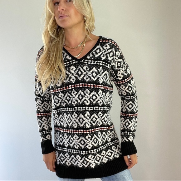 Sita Murt Black, White, Orange Alpaca & Llama Wool Sweater - Picture 8 of 14